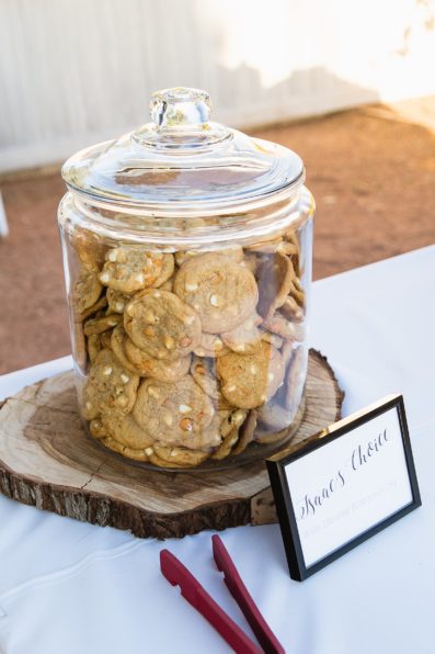 Family favorite cookies for a wedding desert table by PMA Photography.