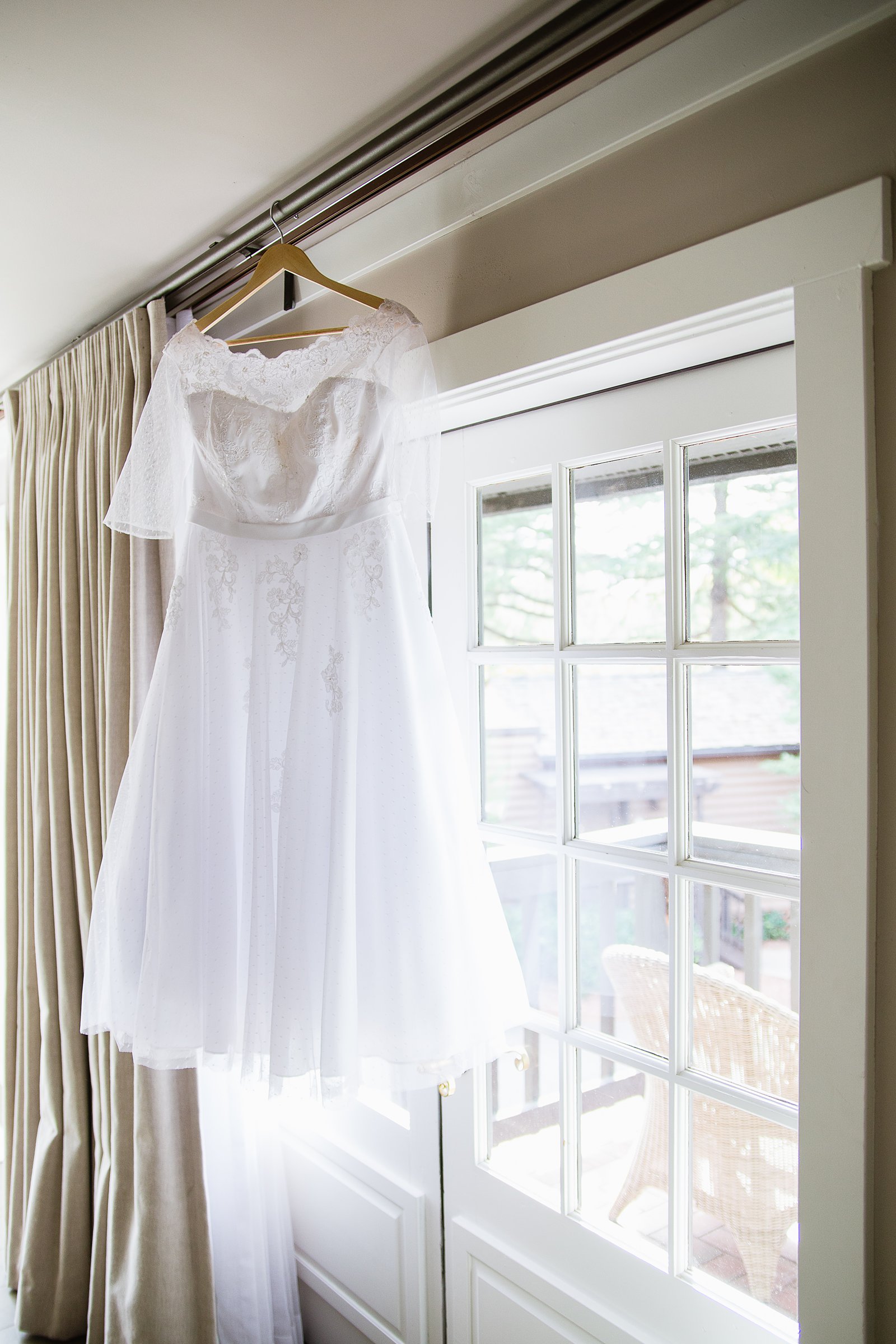 Bride's vintage inspired tea length wedding dress for her L'Auberge de Sedona wedding by PMA Photography.