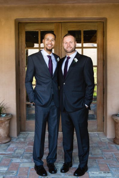 Groom and groomsmen together at a Superstition Mountain Clubhouse wedding by Arizona wedding photographer PMA Photography.