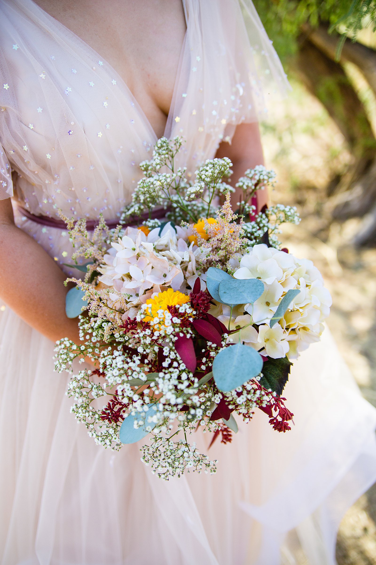 Bride's romantic diy bouquet by PMA Photography.