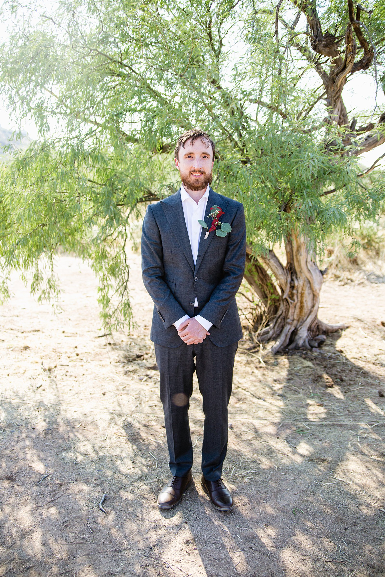 Groom's casual grey suit for his Cloth and Flame Superstition Mountain wedding by PMA Photography.
