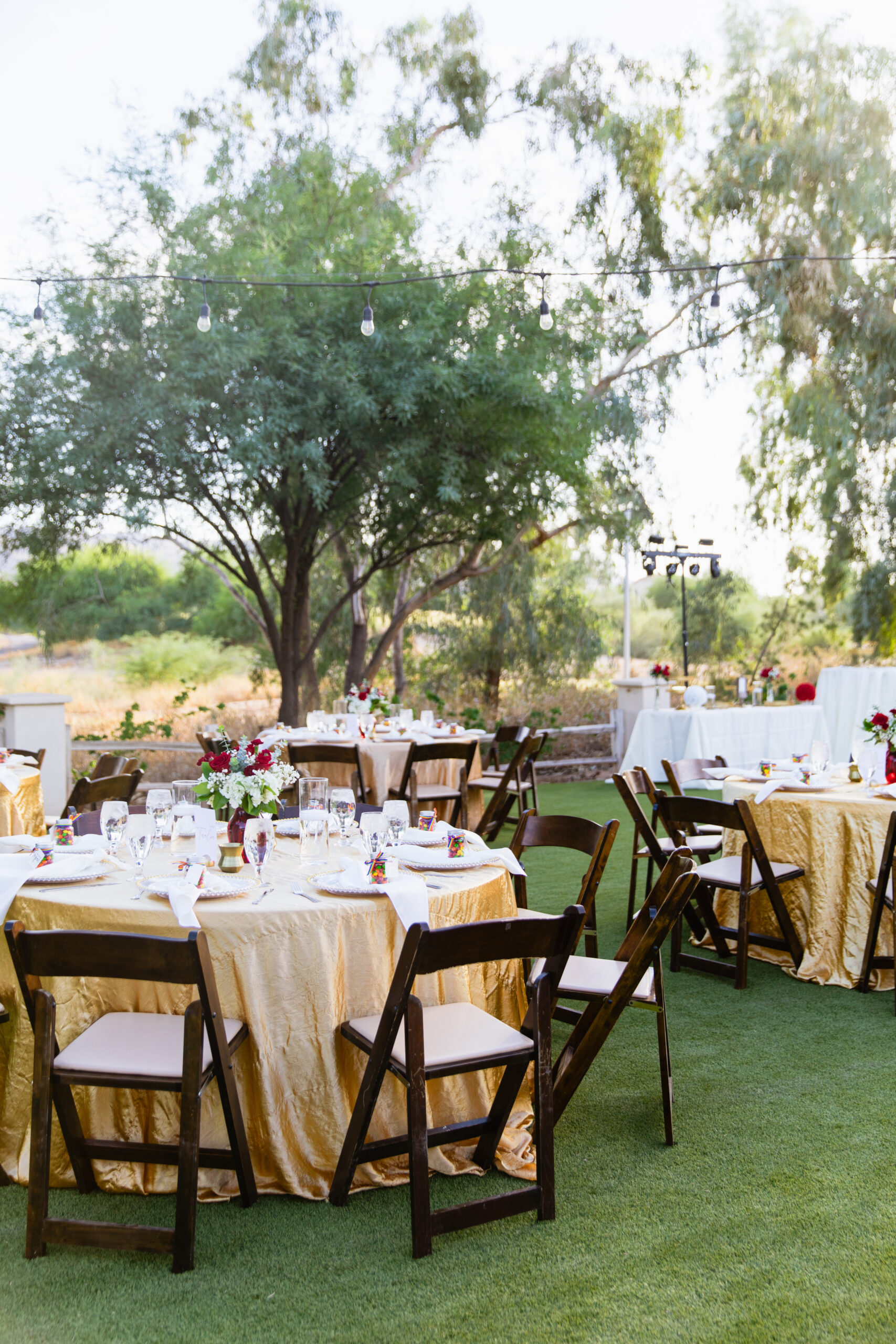 Elegant outdoor reception decorations at intimate desert wedding reception by Phoenix wedding photographer Juniper and Co Photography.